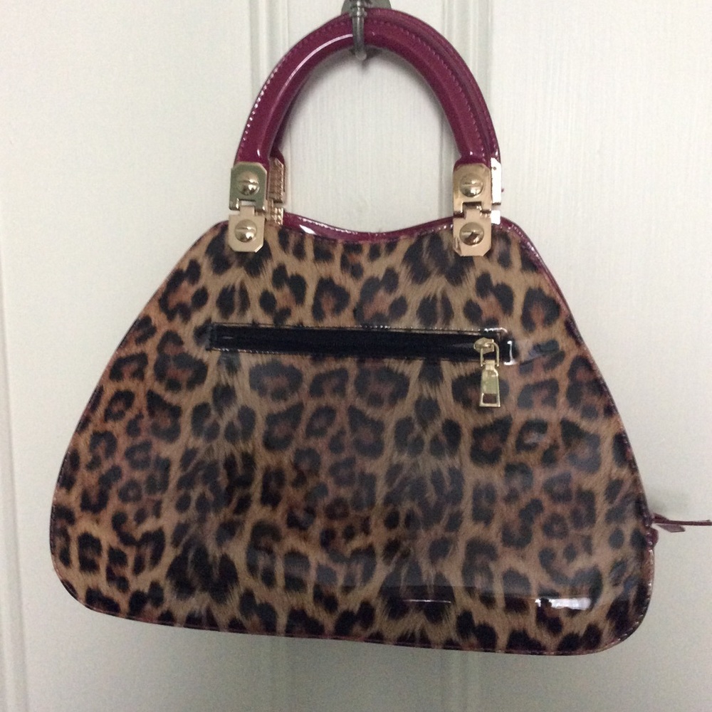 Animal print and Raspberry Patent Bag - Picture 2 of 5
